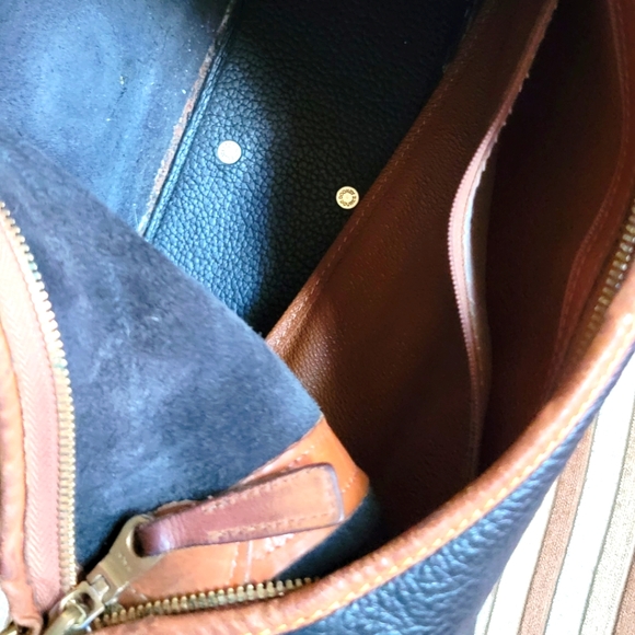Vintage Dooney & Bourke 🦆EVC - Picture 12 of 15